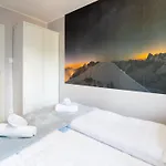 Wonder - Polozone Blisko Deptaka, Licznych Restauracji I Sklepow كارباش